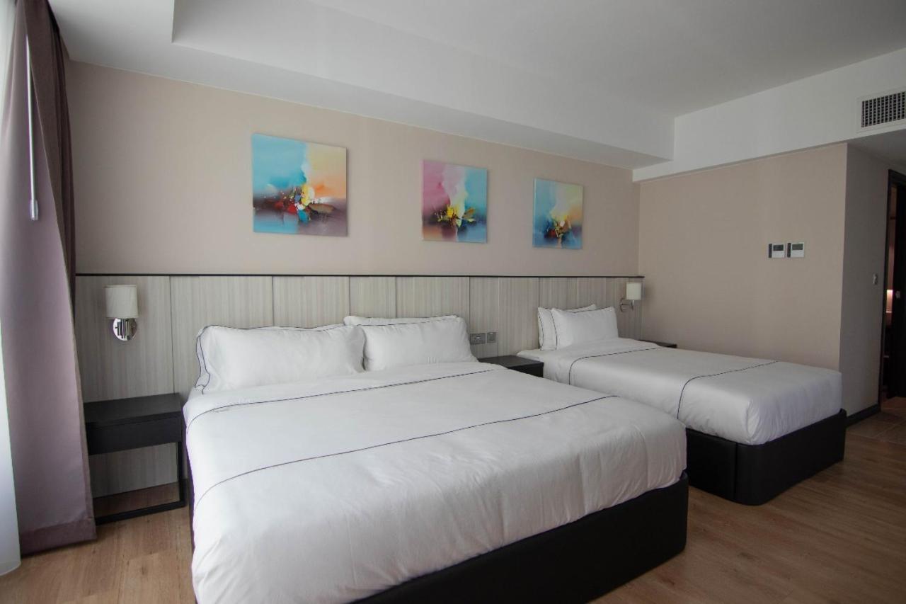 Higher Hotel Bandar Seri Begawan Exterior foto