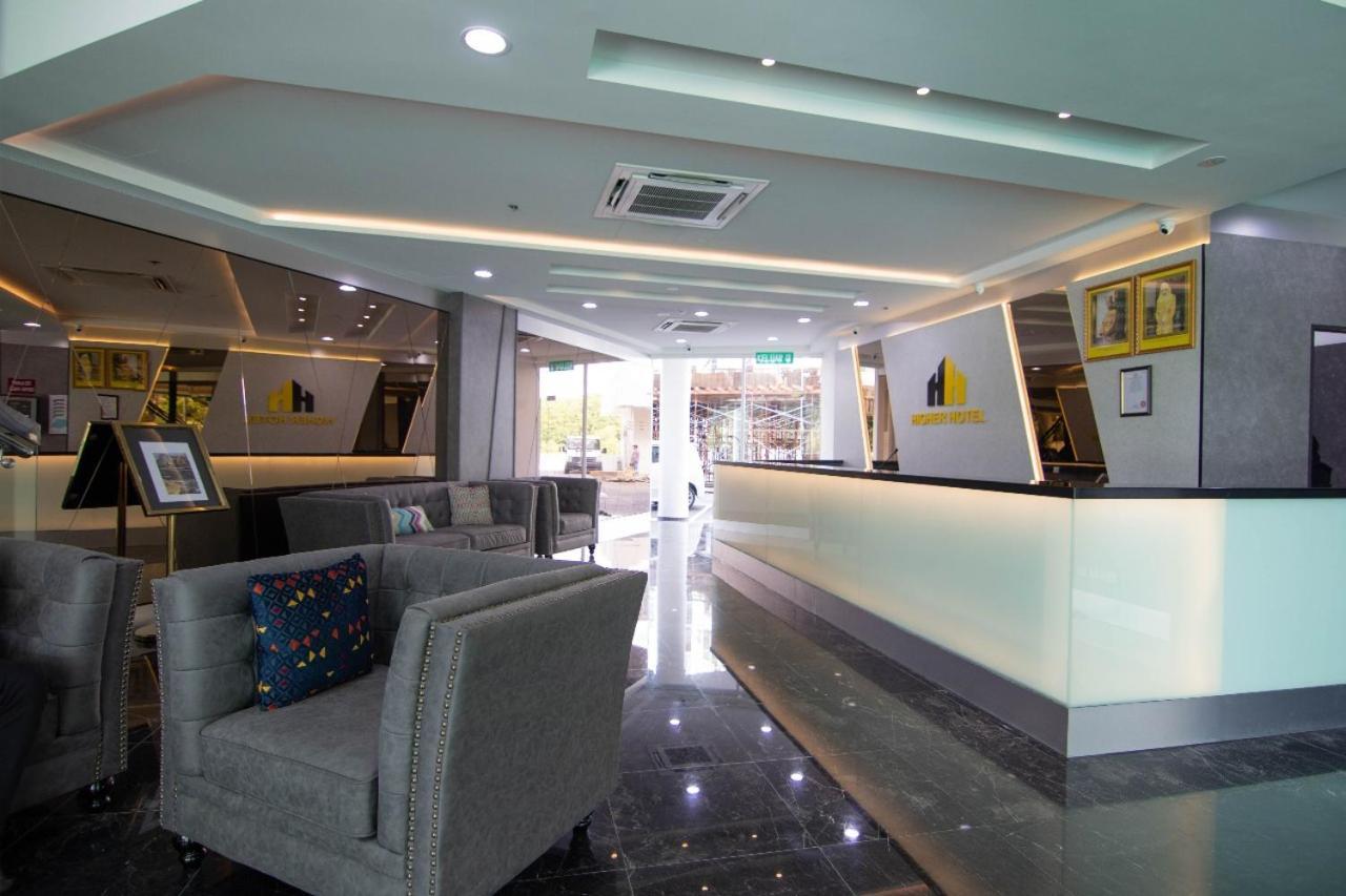 Higher Hotel Bandar Seri Begawan Exterior foto