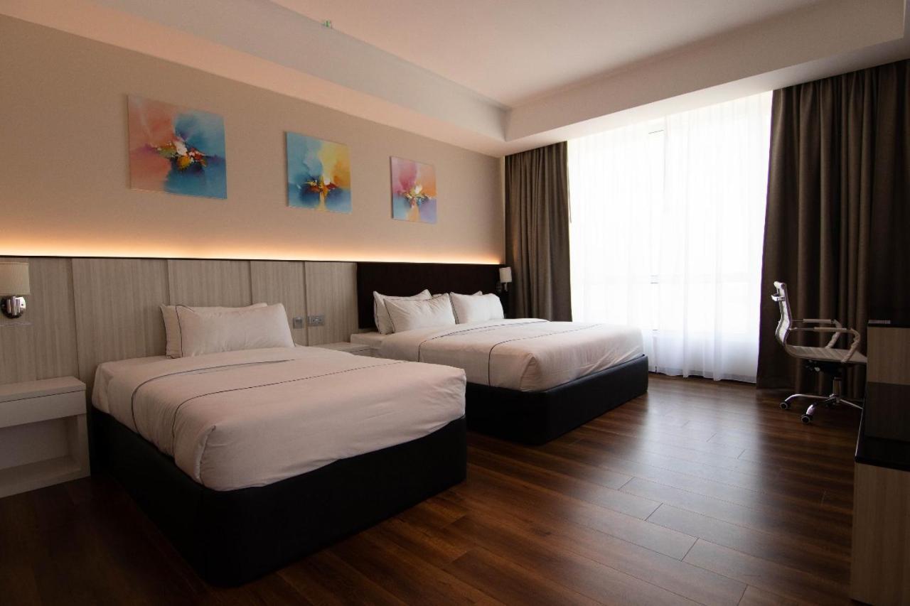 Higher Hotel Bandar Seri Begawan Exterior foto