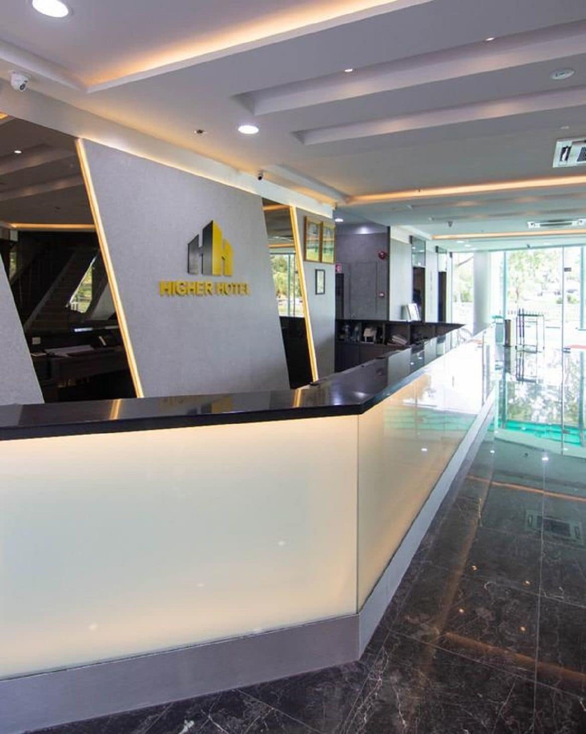 Higher Hotel Bandar Seri Begawan Exterior foto